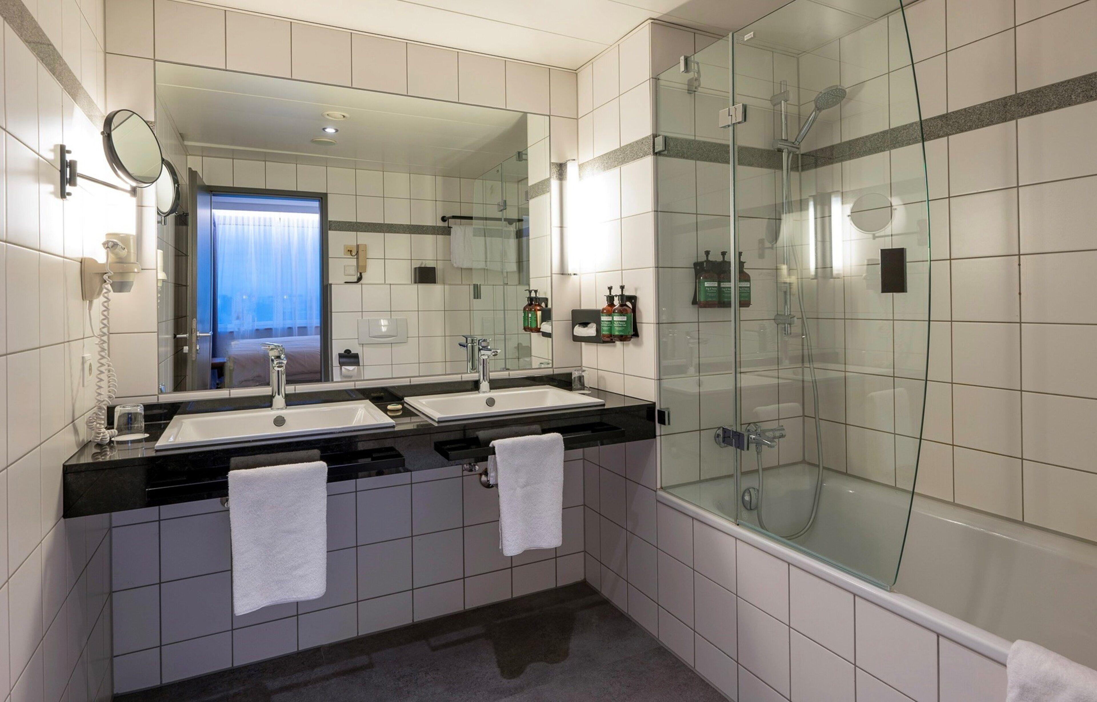 Voco Seestern By Ihg 4*